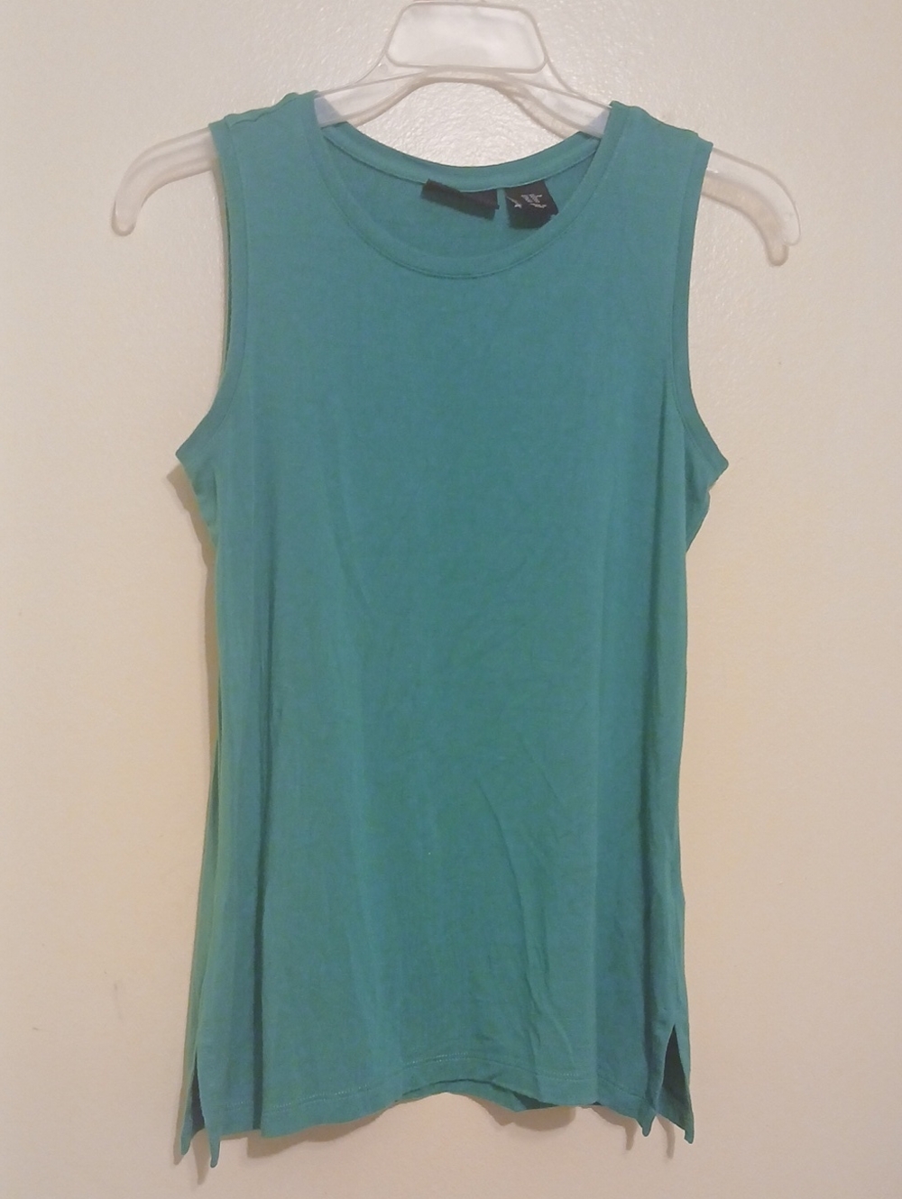 Sleeveless Teal Tank Top - Women